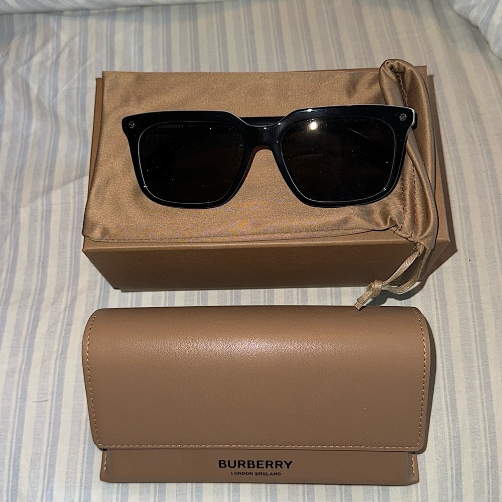 BURBERRY Unisex Sunglasses
